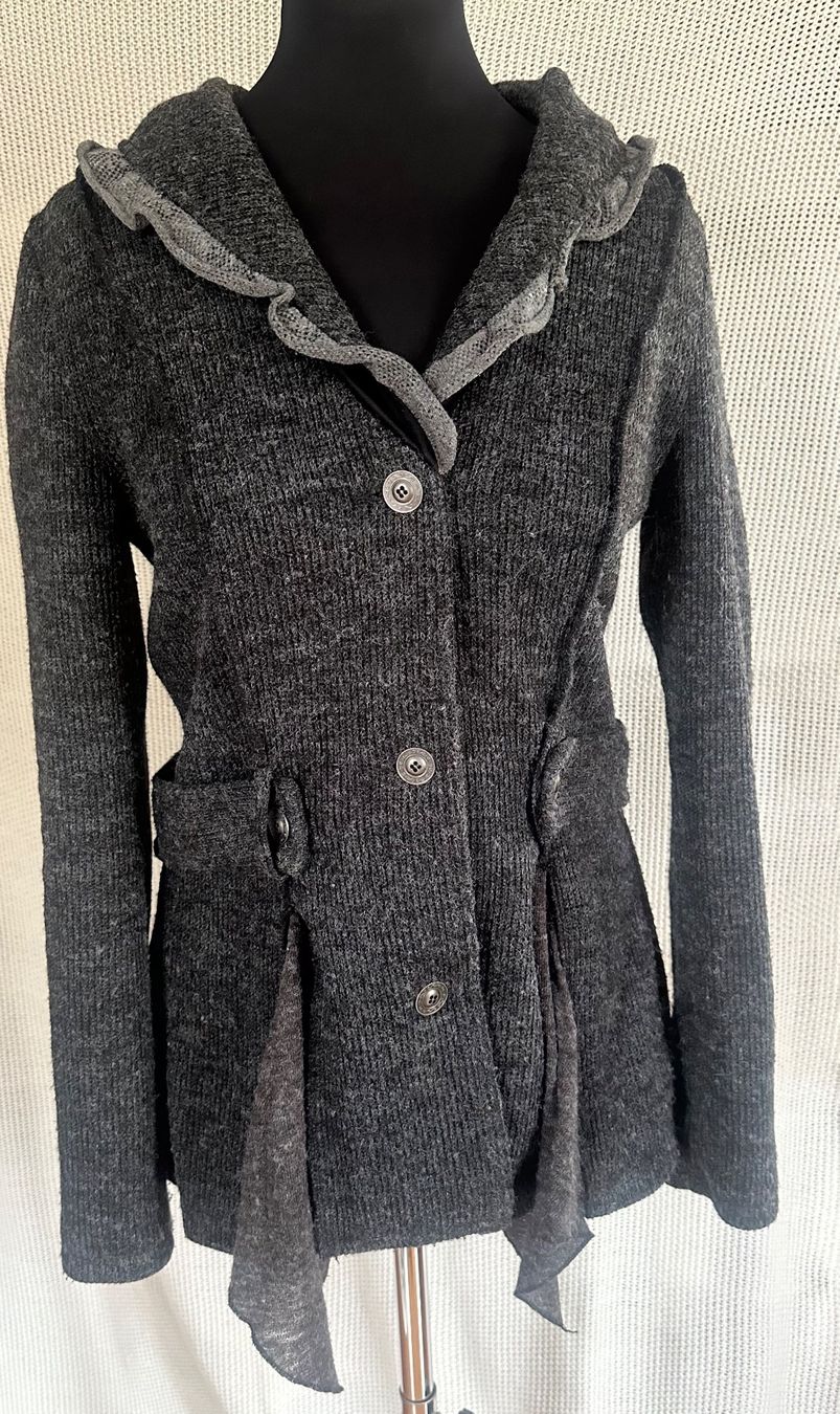 Giacche: Romantische Jacke von River Gr. 36/38 – Usato da Muri AG venduto da Shoshana5