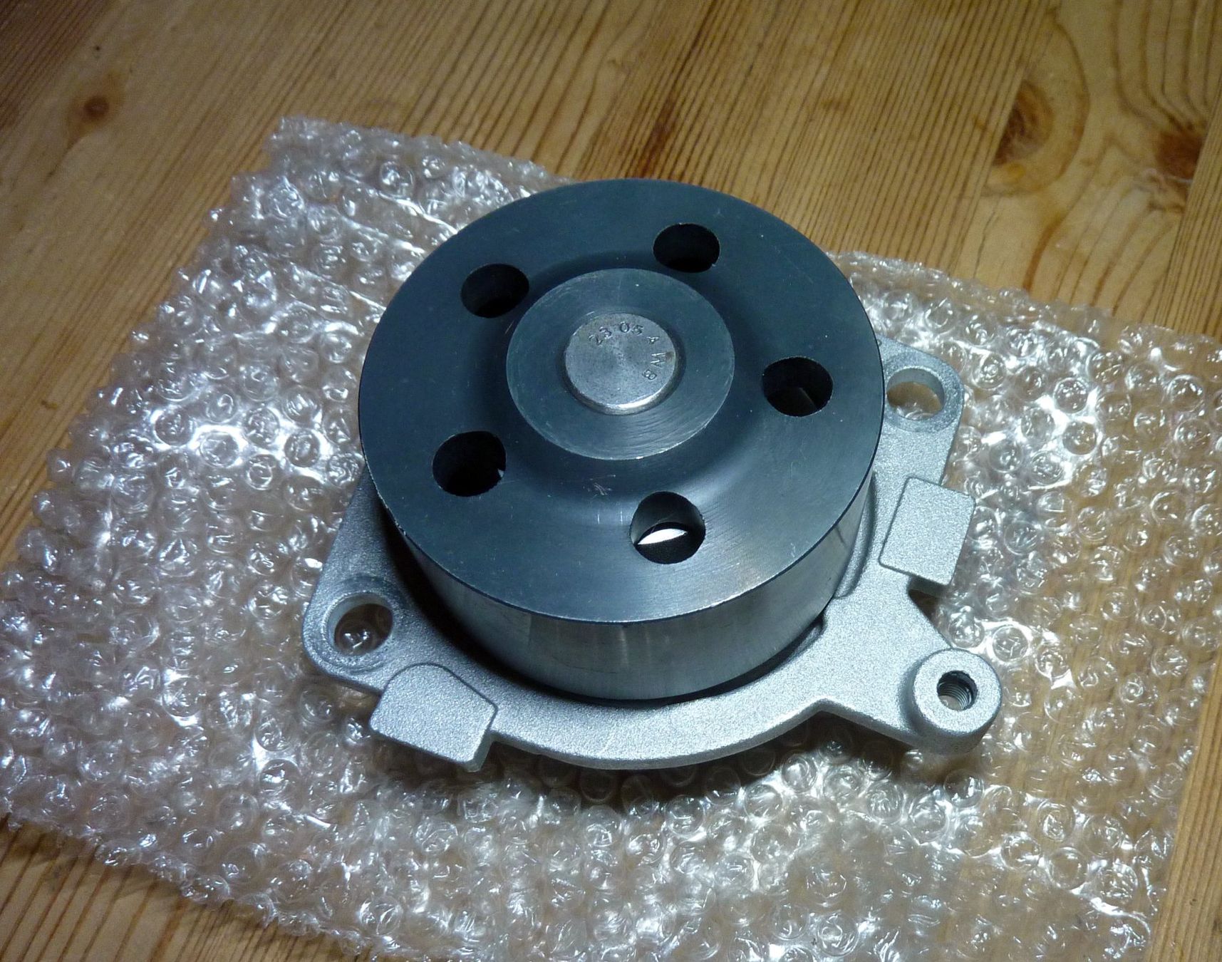 Alle Autoersatzteile: RIDEX 1260W0165 Pompe à eau – Neu (gemäss Beschreibung) aus Bern von Dedonegro 1