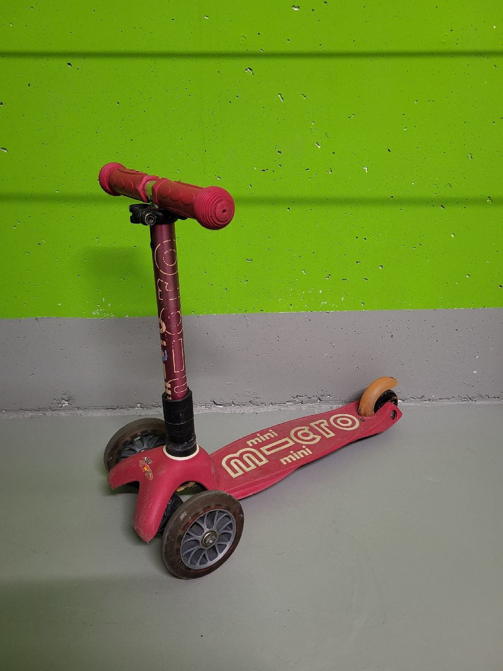 Micro Veicoli per bambini: Dreirad Roller Mini Micro rot – Usato da Lützelflüh-Goldbach venduto da Juerg92 2