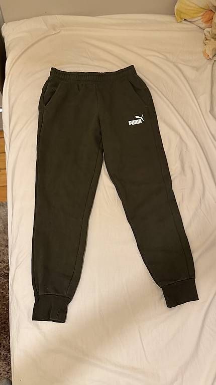 Hosen: Jogginghose – Gebraucht aus Thalwil von ary_y9p2