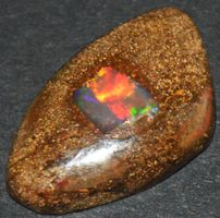 Cabochon L-4315 – Boulder Opal Inlay mit äthiopischem Opal