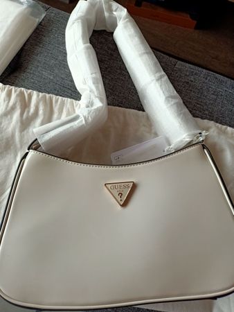Guess Handtasche beige neu mit Etikett ca 26cm Breite