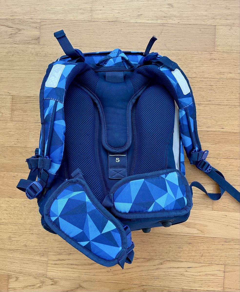 Funki Borse & Zaini: Funki Schulrucksack inkl. Zubehör – Usato da Kaiseraugst venduto da Jacques27 4