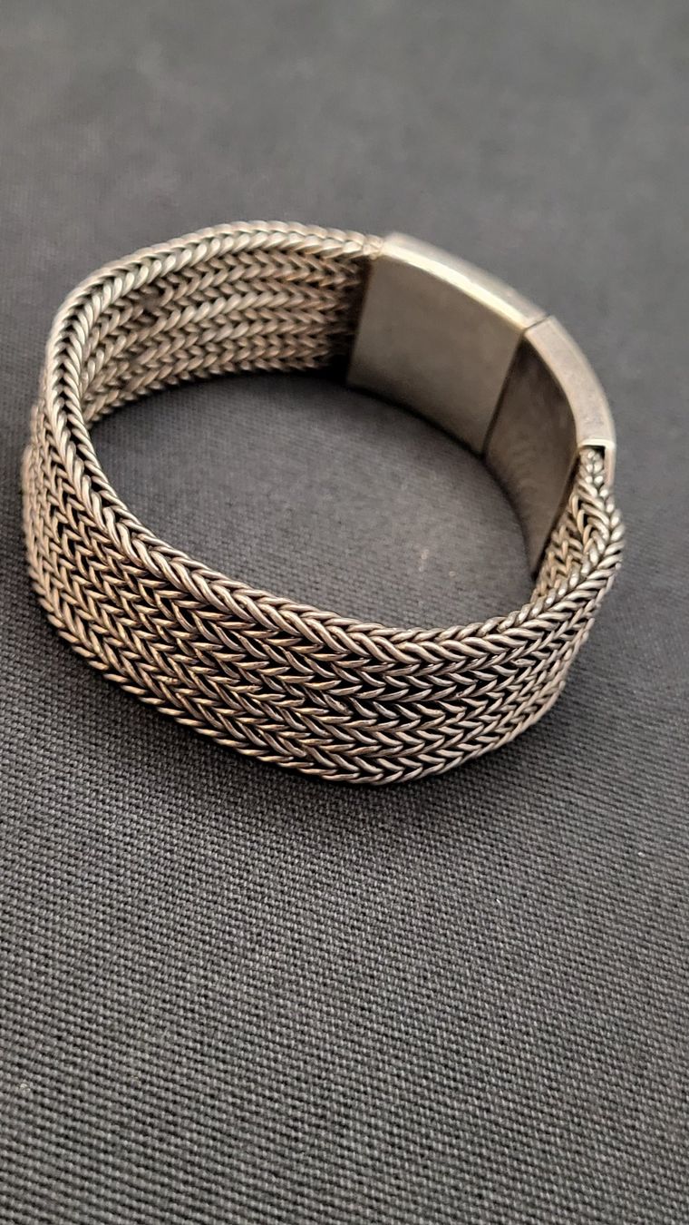 Armbänder & -reifen: Breites Silber-Armband – Gebraucht aus Basel von spinne02 2