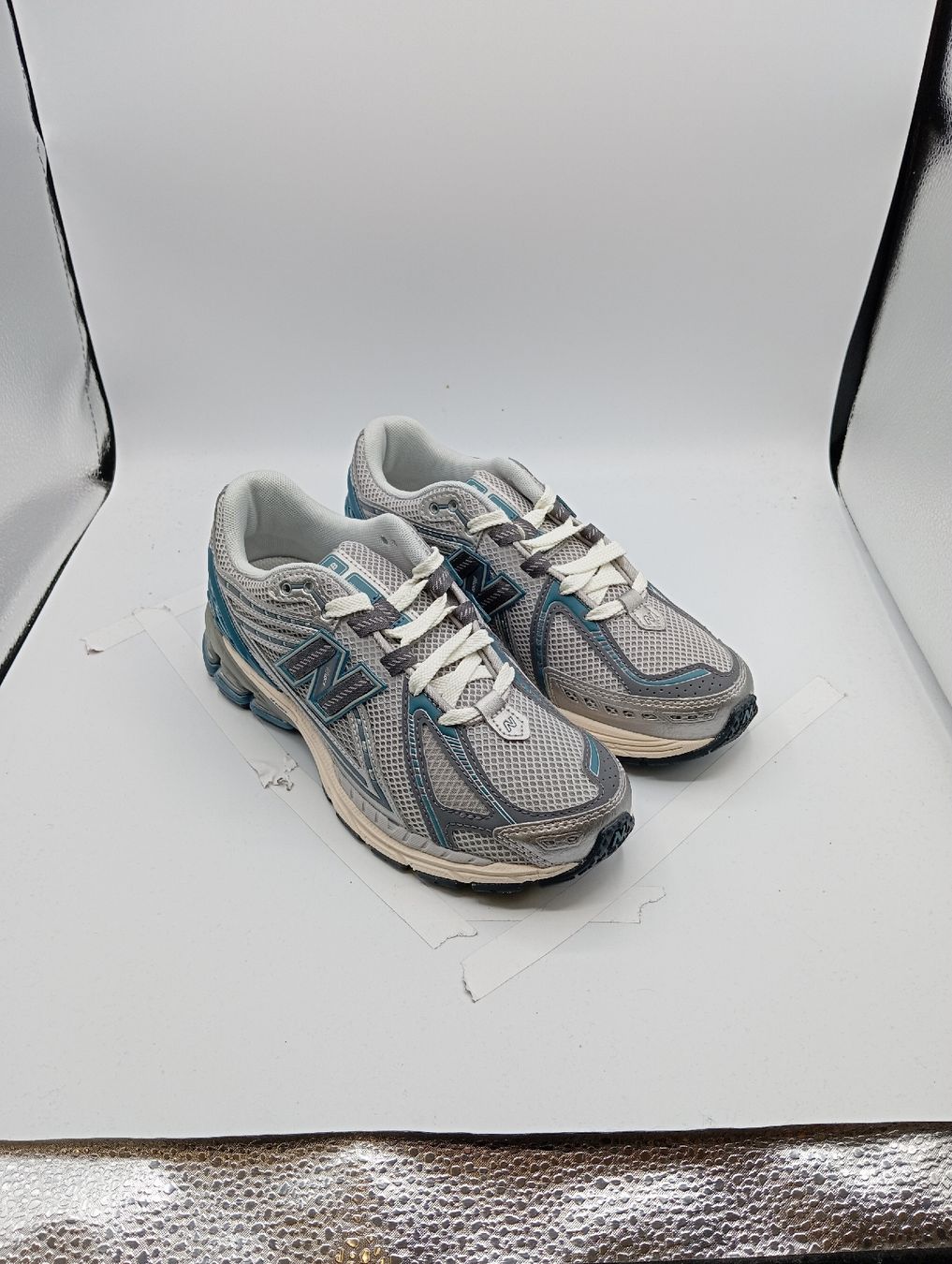New Balance Scarpe da uomo: New Balance 1906 (EU38.5) – Nuovo e nell'imballaggio originale da Schaffhausen venduto da outlez 1