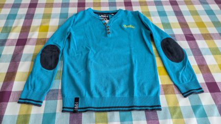Schöner Jungen Pullover - 128