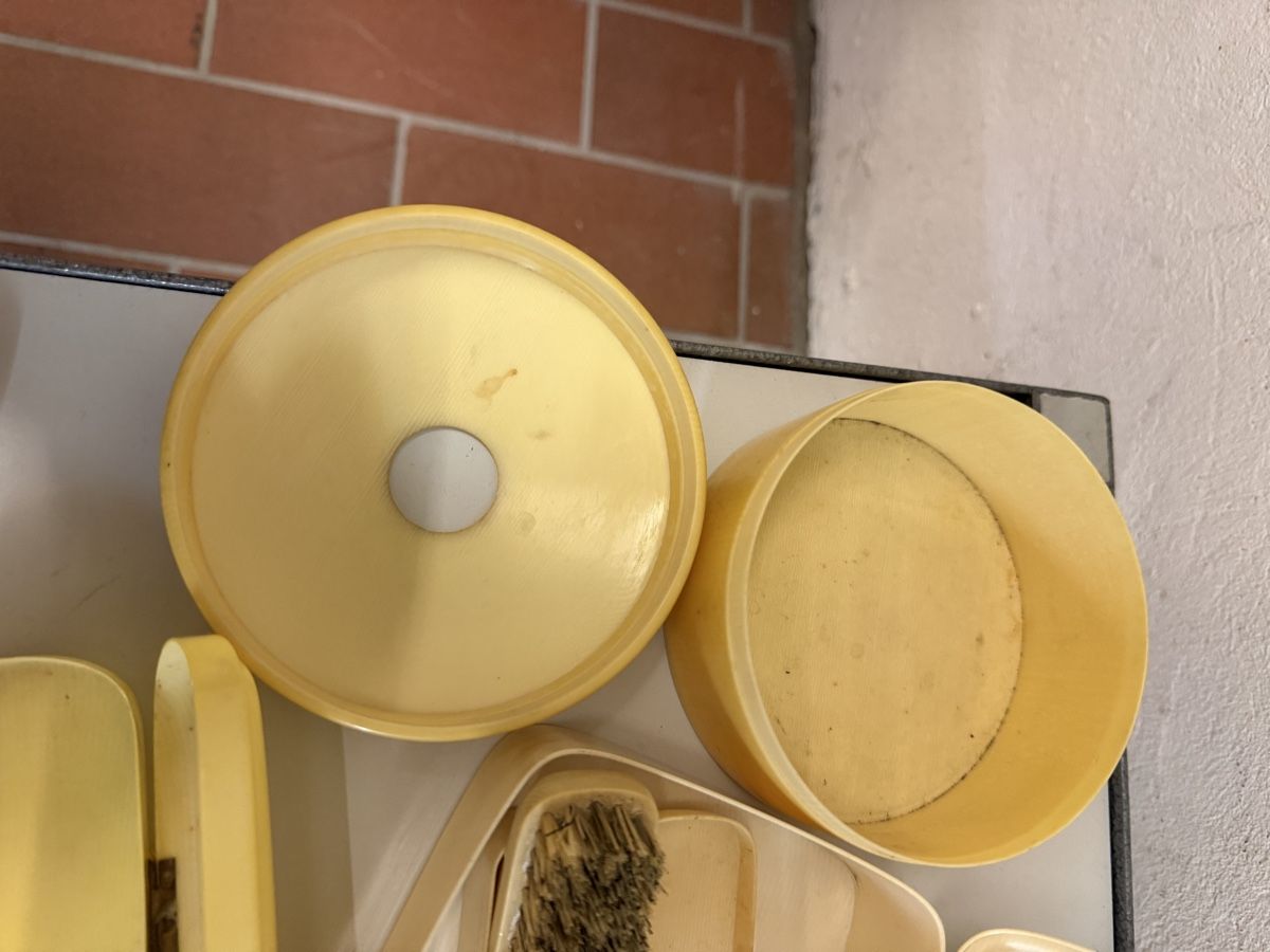 Behälter & Ähnliches: ANTIKE SCHACHTELN SAMMLUNG – Gebraucht aus Basel von zove 1