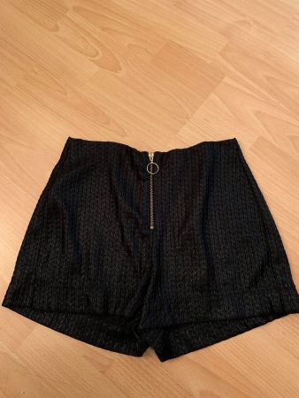 Joli short noir Mango t. 34