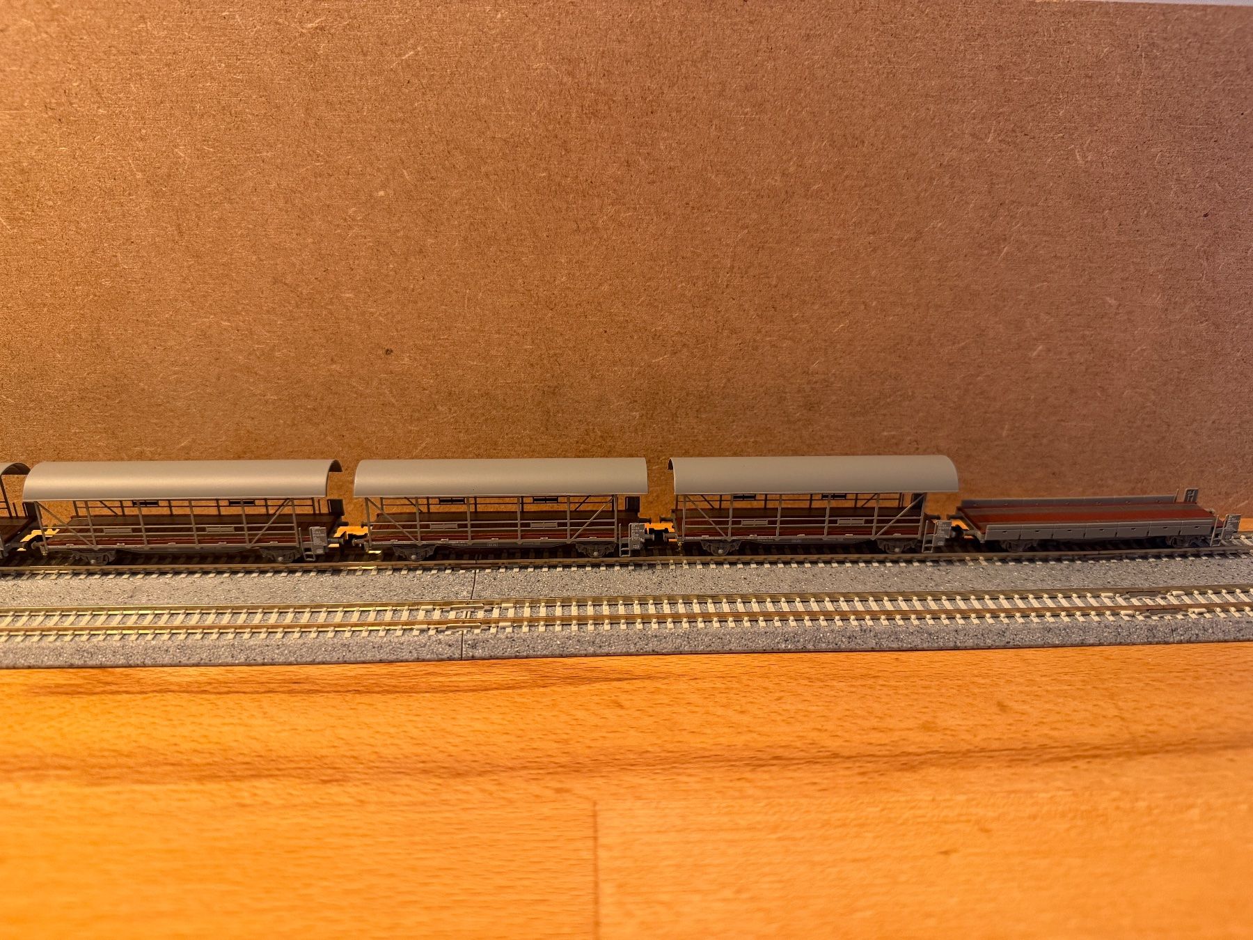 Liliput Modelleisenbahnen: Liliput BLS Autozug Spur N, DC, 7-teilig, neu – Neu und originalverpackt aus Diemtigen von Mpsj4 1
