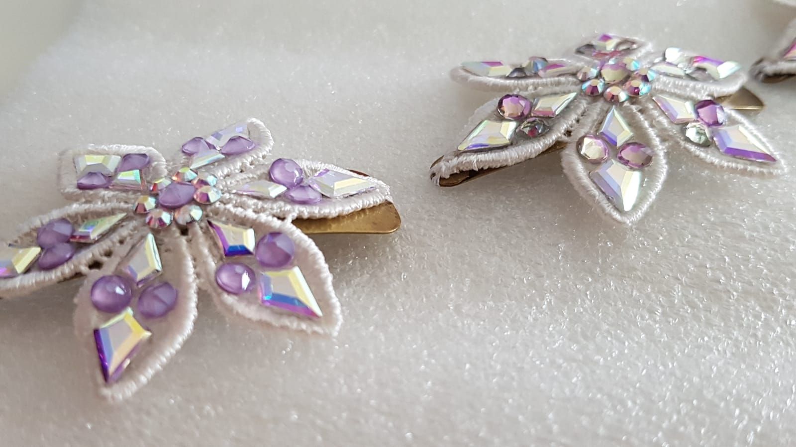 Haarschmuck: Haarspange Blume,Swarovski Steine. – Neu (gemäss Beschreibung) aus Zürich von ata_c8nh 7