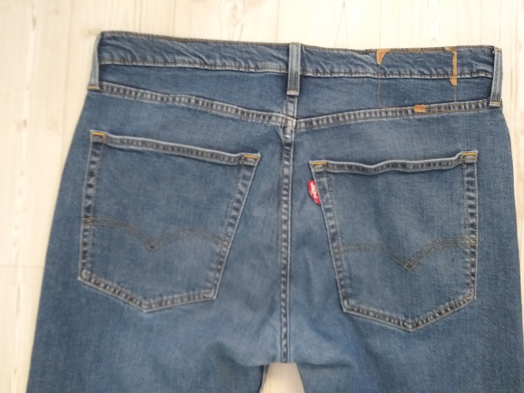 Levi's Jeans: Jeans LEVIS STRAUSS  Taille / Grosse W 36..... – Usato da Cossonay-ville venduto da Super-Price-Quality 1