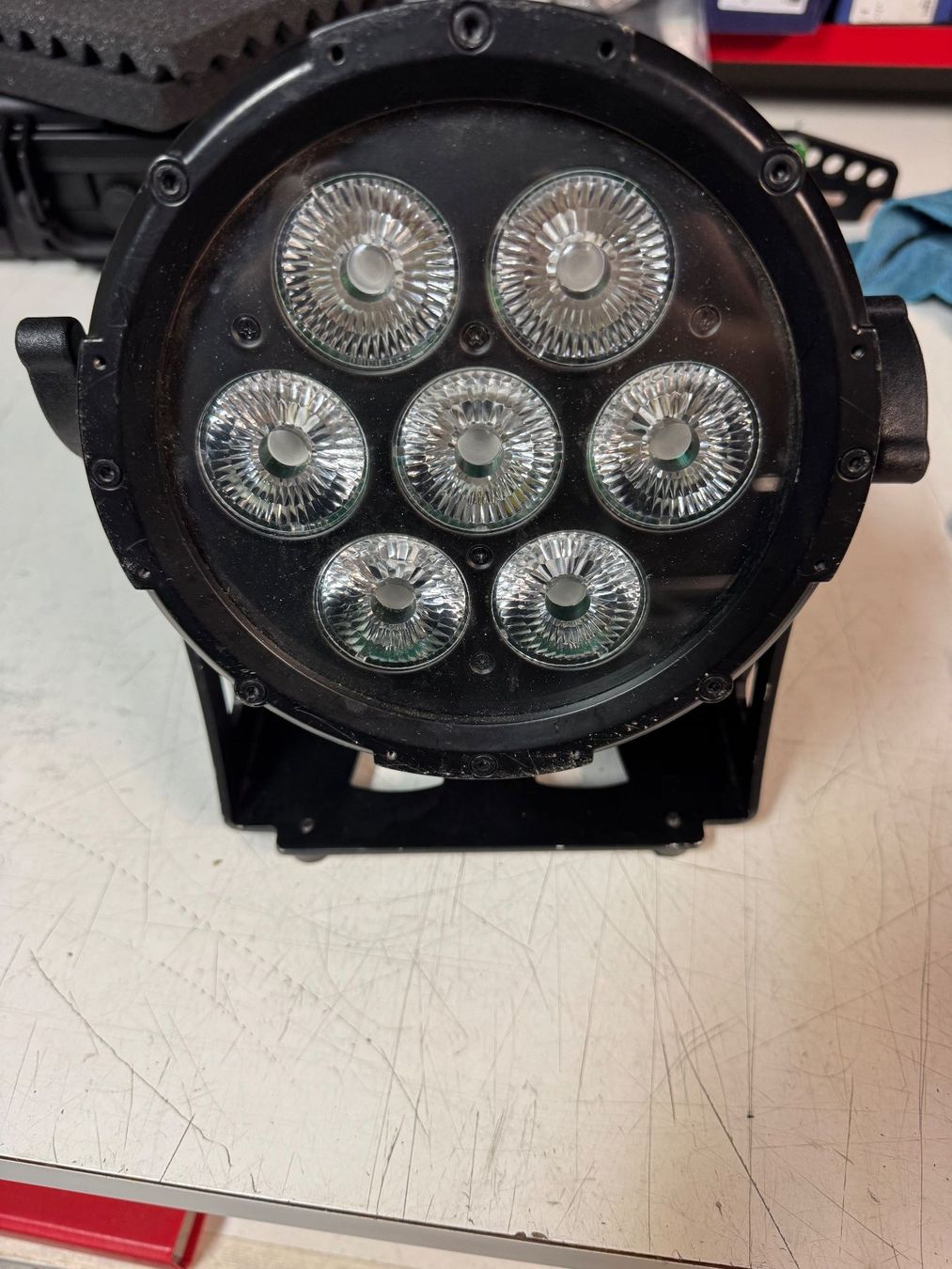 Lampade: Cameo Flat Pro 7 – Usato da Stans venduto da AndotechnicsGmbH