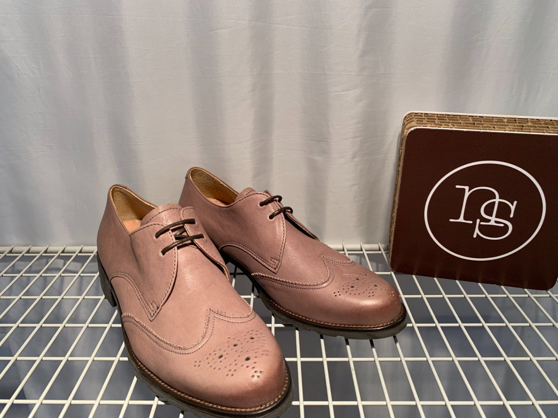 Neosens Damenschuhe: Neosens Budapester 3230 taupe Gr.37 – Neu (gemäss Beschreibung) aus Zürich von finsti