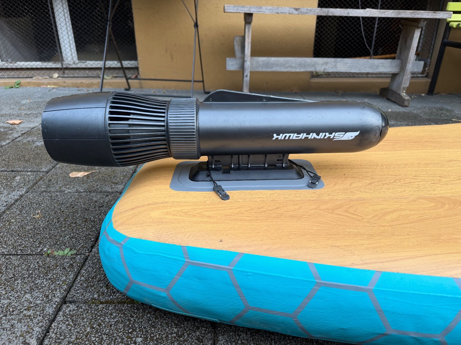 Mint Lama Tavole da surf e di nuoto: Mint Lama Adventourer mit E-Finne und kompl. Zubehör. – Usato da Biel/Bienne venduto da Swami2 3