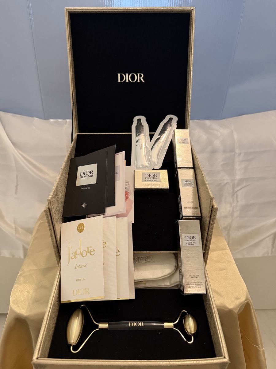Dior Cura del viso: DIOR Prestige GeschenkBox Set 100% Original – Nuovo e nell'imballaggio originale da Bern venduto da Blueangel6 7