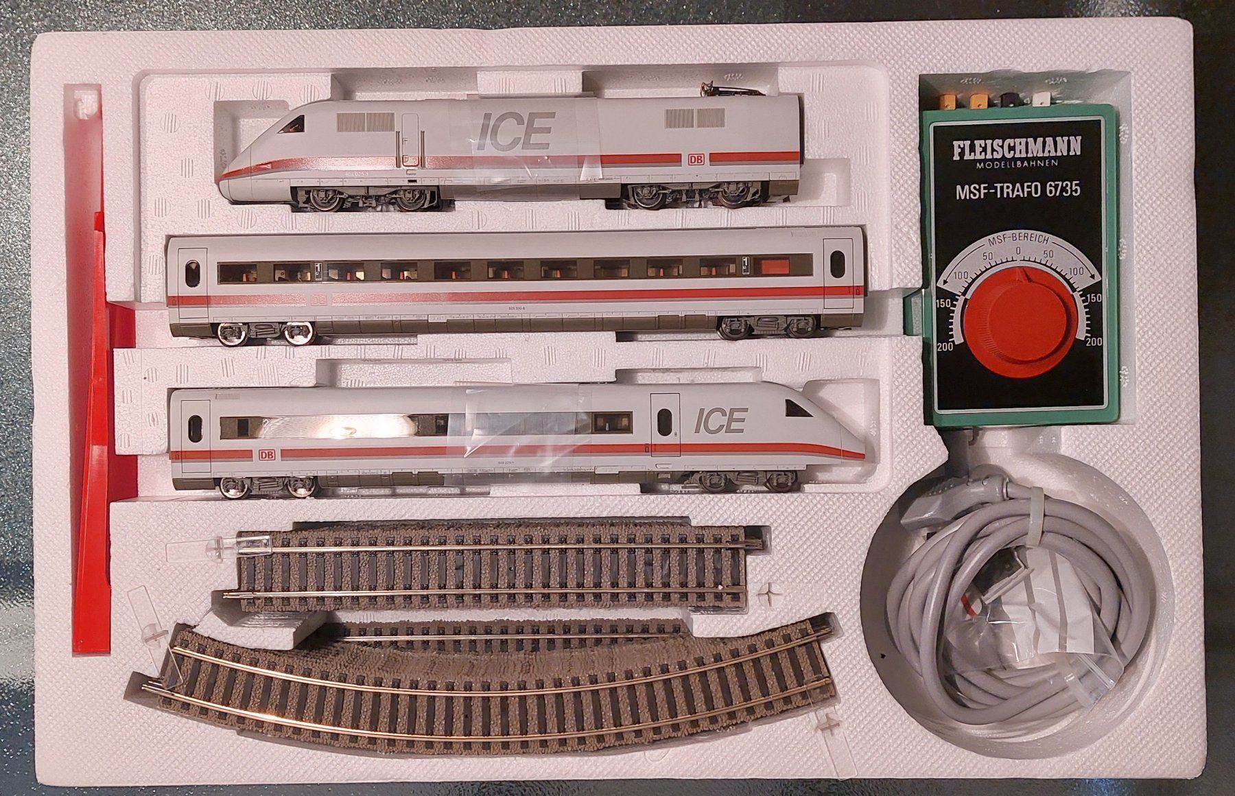 Fleischmann 6381 K - ICE 2 Startset - InterCityExpress DB Fleischmann 6381 K - ICE 2 Startset - InterCityExpress DB