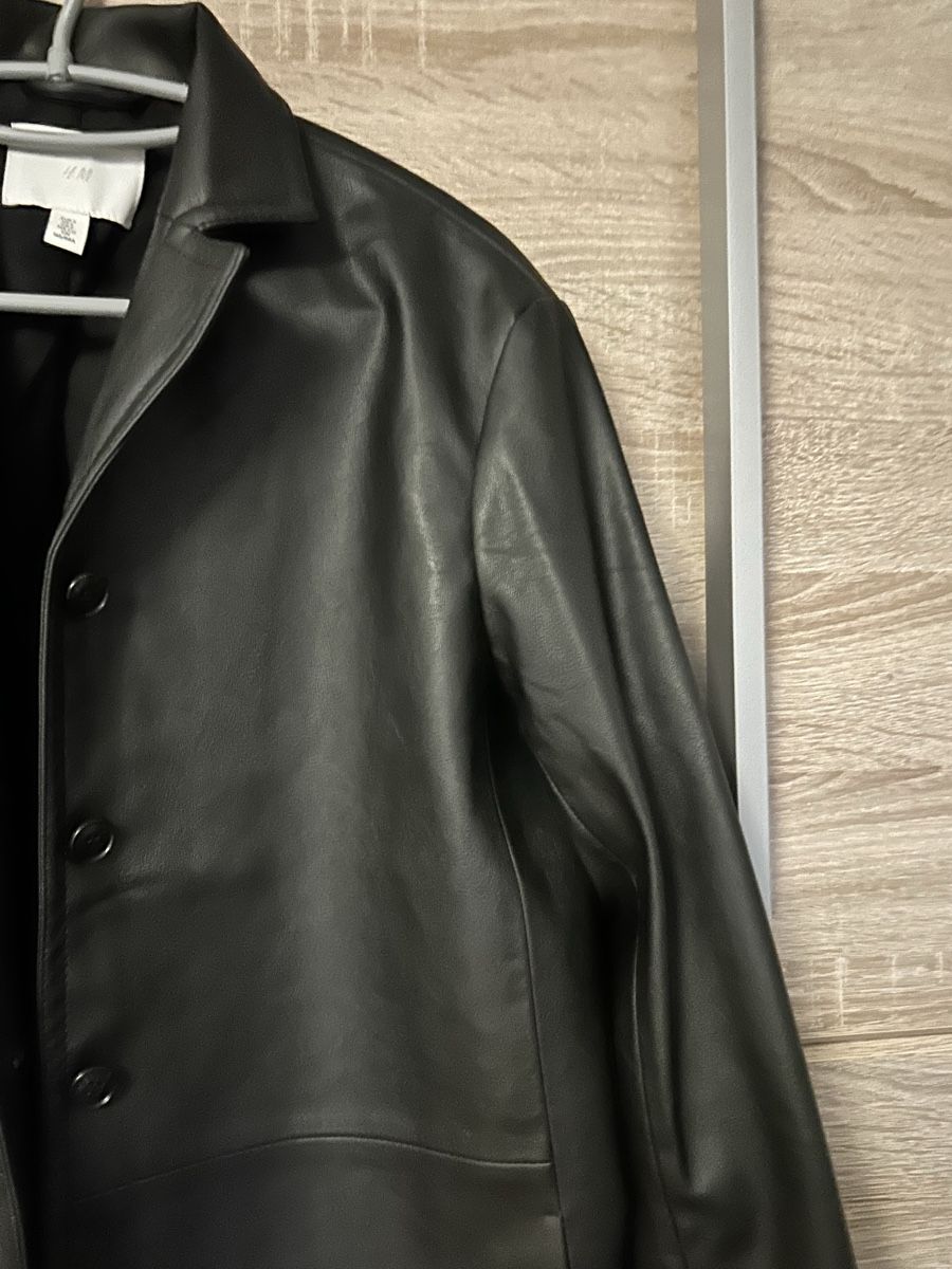 H&M Jacken: Veste  – Neu (gemäss Beschreibung) aus Lausanne von naranjo 1