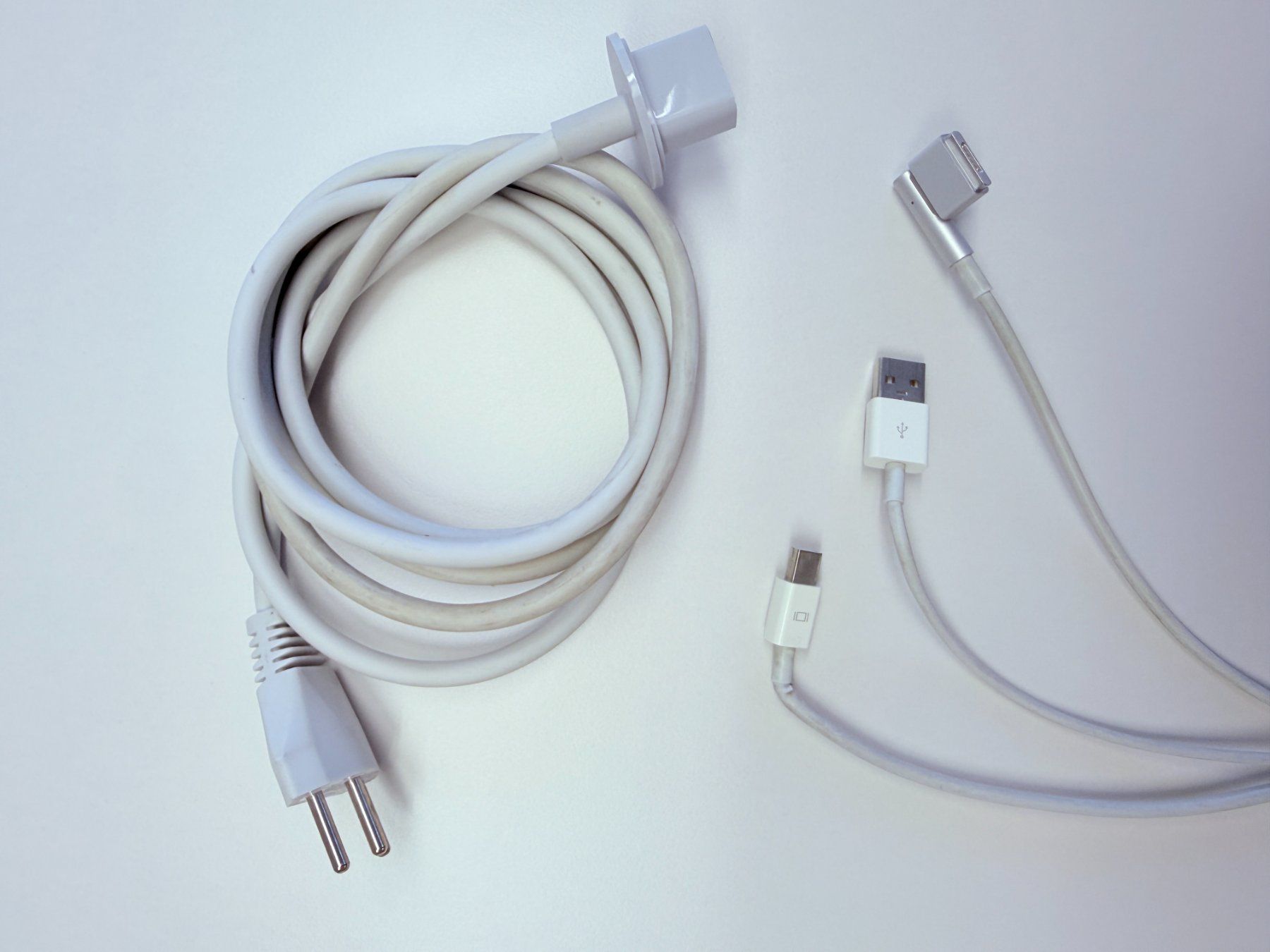 Apple Monitore: Apple LED Cinema Display / Bildschirm 27" – Gebraucht aus Flurlingen von Zuegers 2