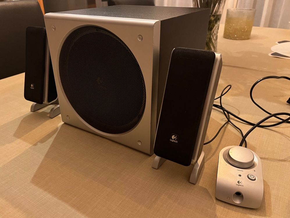 Systeme de son complet (avec 2 haut-parleur) / Complete Sound System (with 2 speaker) - Speakers