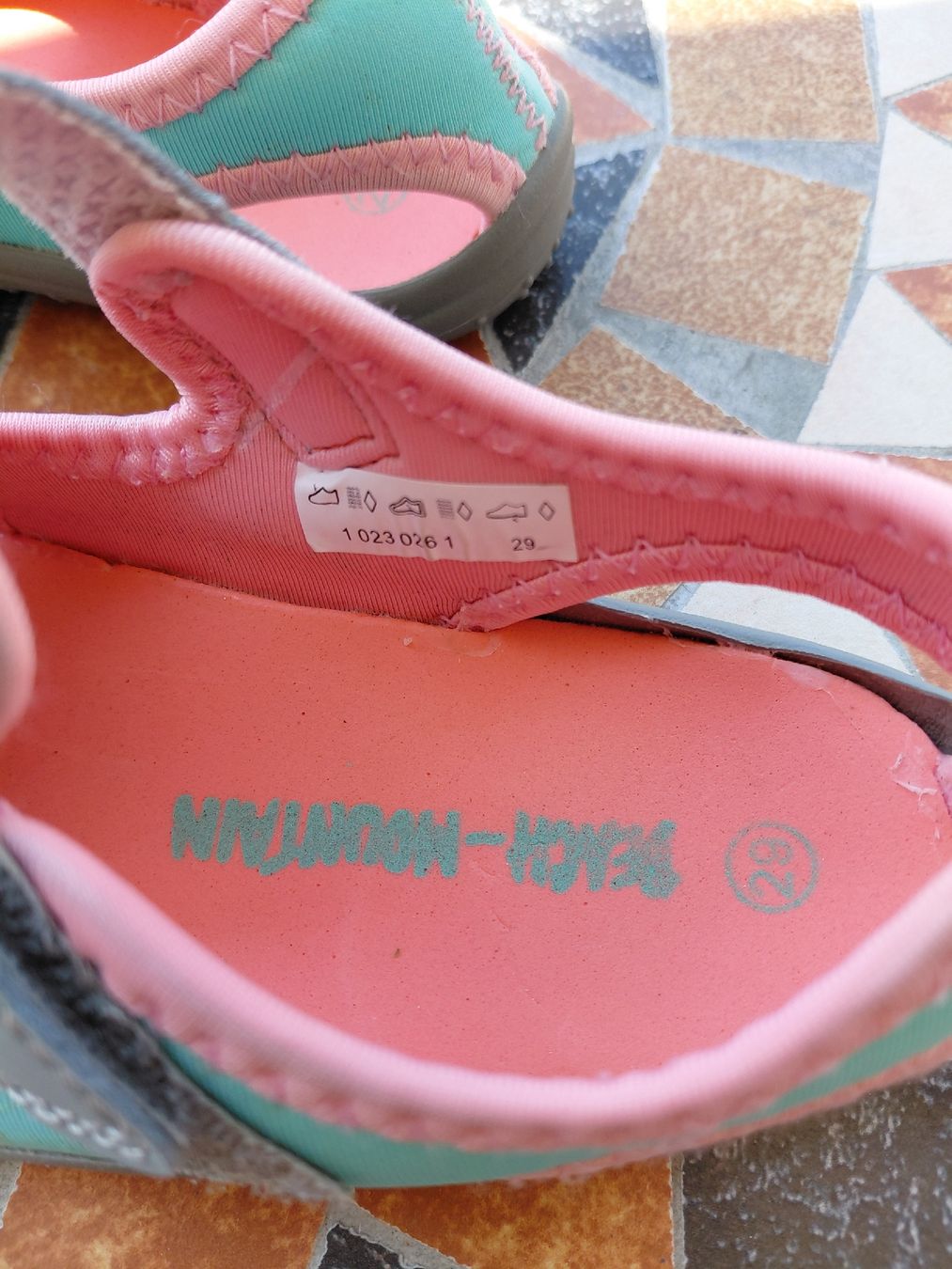 Scarpe per ragazzi: Badeschuhe Kinder – Usato da Mettlen venduto da mettlen03a 2