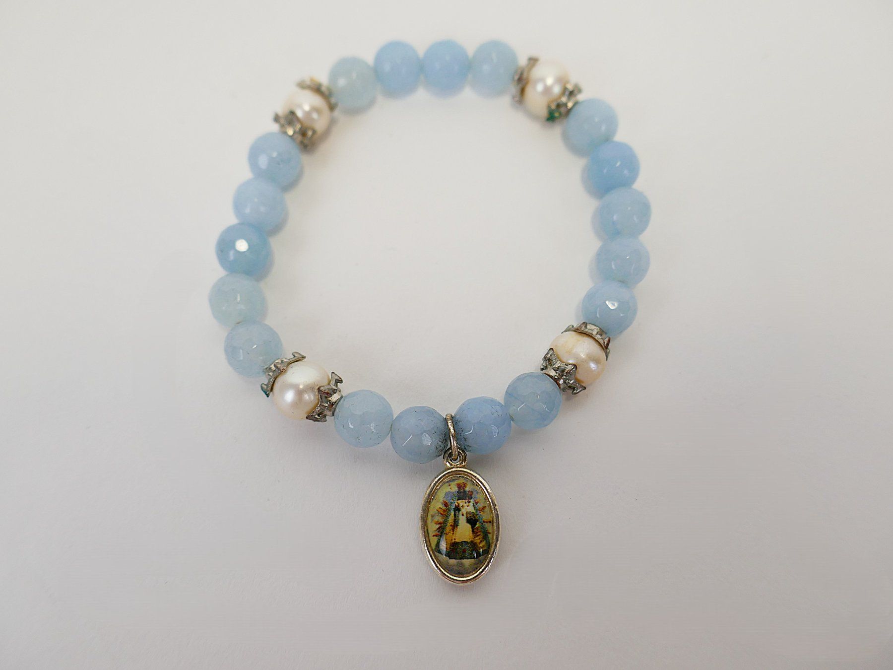 Bracelets: Elastisches Armband mit Anhänger – D'occasion à Urtenen-Schönbühl par Restwert_Schoenbuehl 4