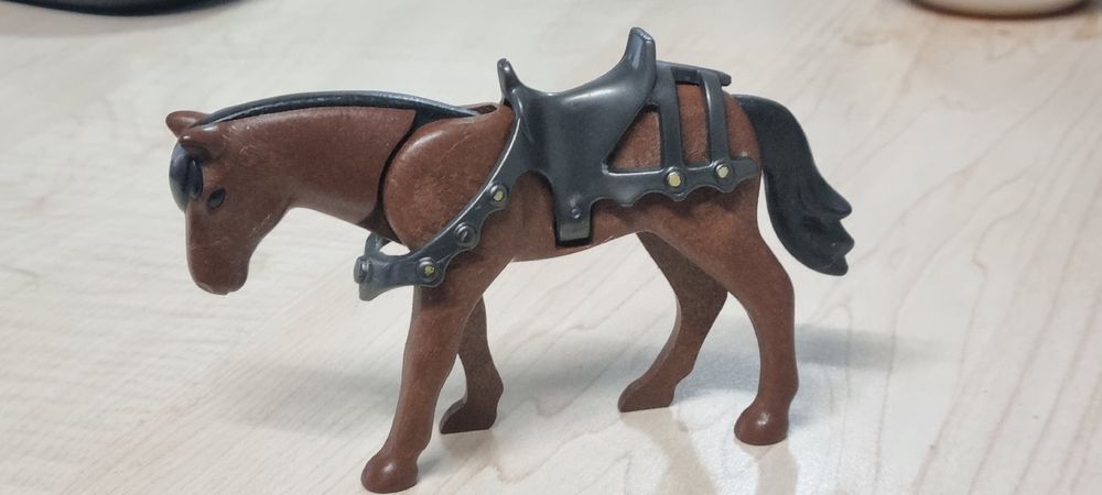  Foto zu Playmobil Pferd (Gebraucht) in Subingen für CHF 1 – mit Lieferung auf 