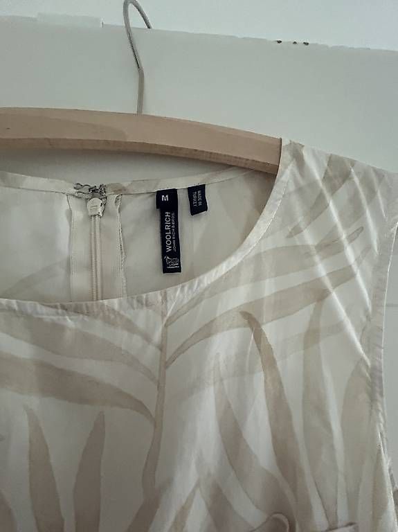 Kleider: Kleid der Marke Woolrich  – Gebraucht aus Rüschlikon von ait_p9qb
