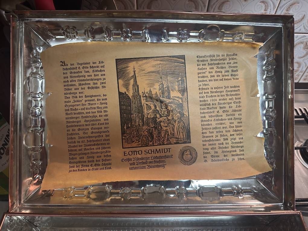 Truhen: Vintage Blechtruhe Nürnberg  – Gebraucht aus Zürich von 2-m.