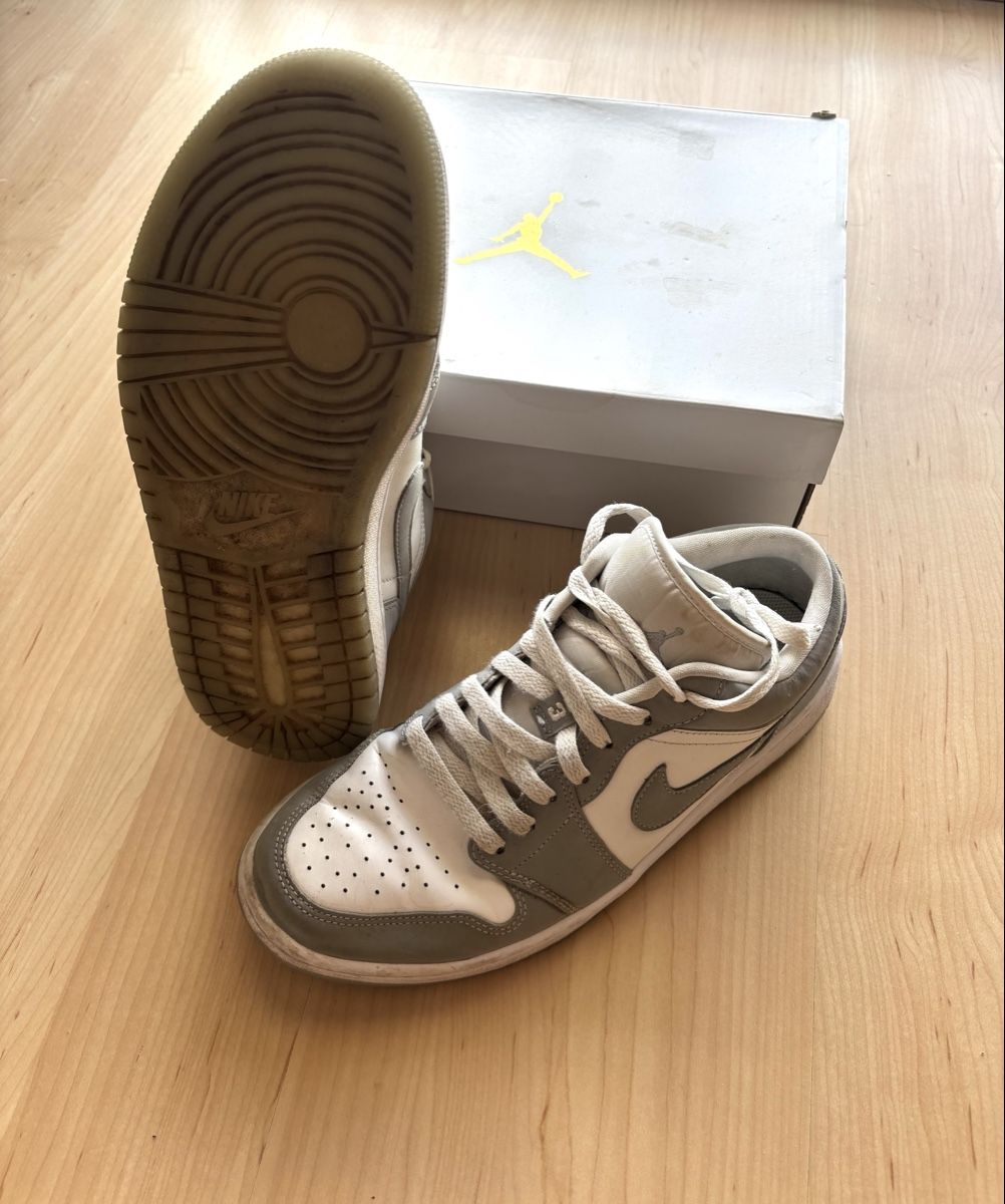 Jordan Scarpe da uomo: Jordan Low - Wolf Grey – Usato da Denens venduto da RomainSecondeMain 3
