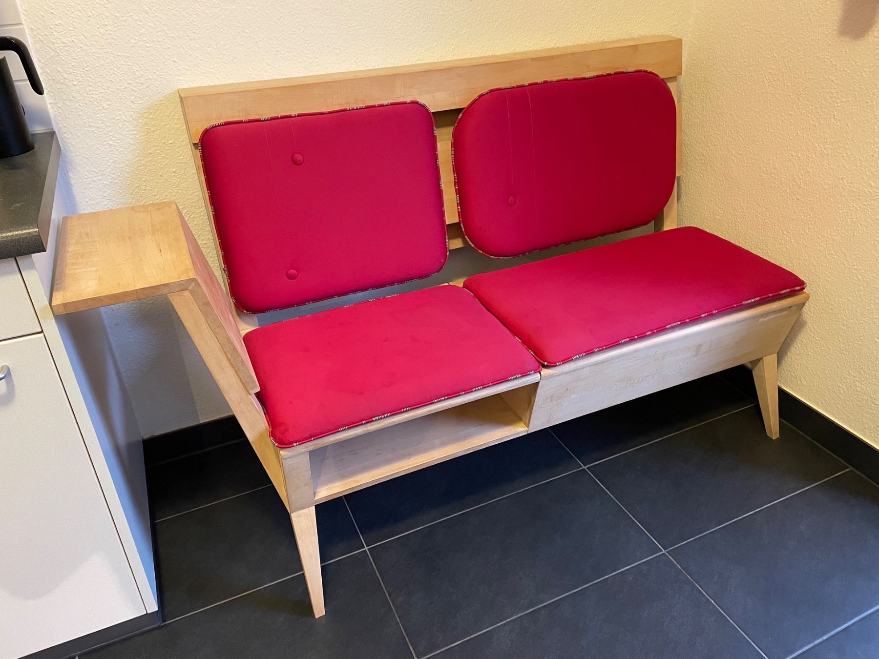 Bänke: Design Holzbank gepolstert – Gebraucht aus Luzern von Nelemamuk 6