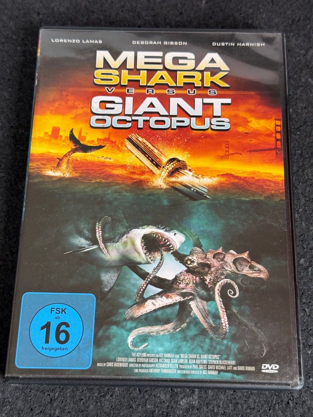Tutti i DVDs: Mega Shark versus Giant Octopus DVD DE/EN – Usato da Fribourg venduto da tschjoly