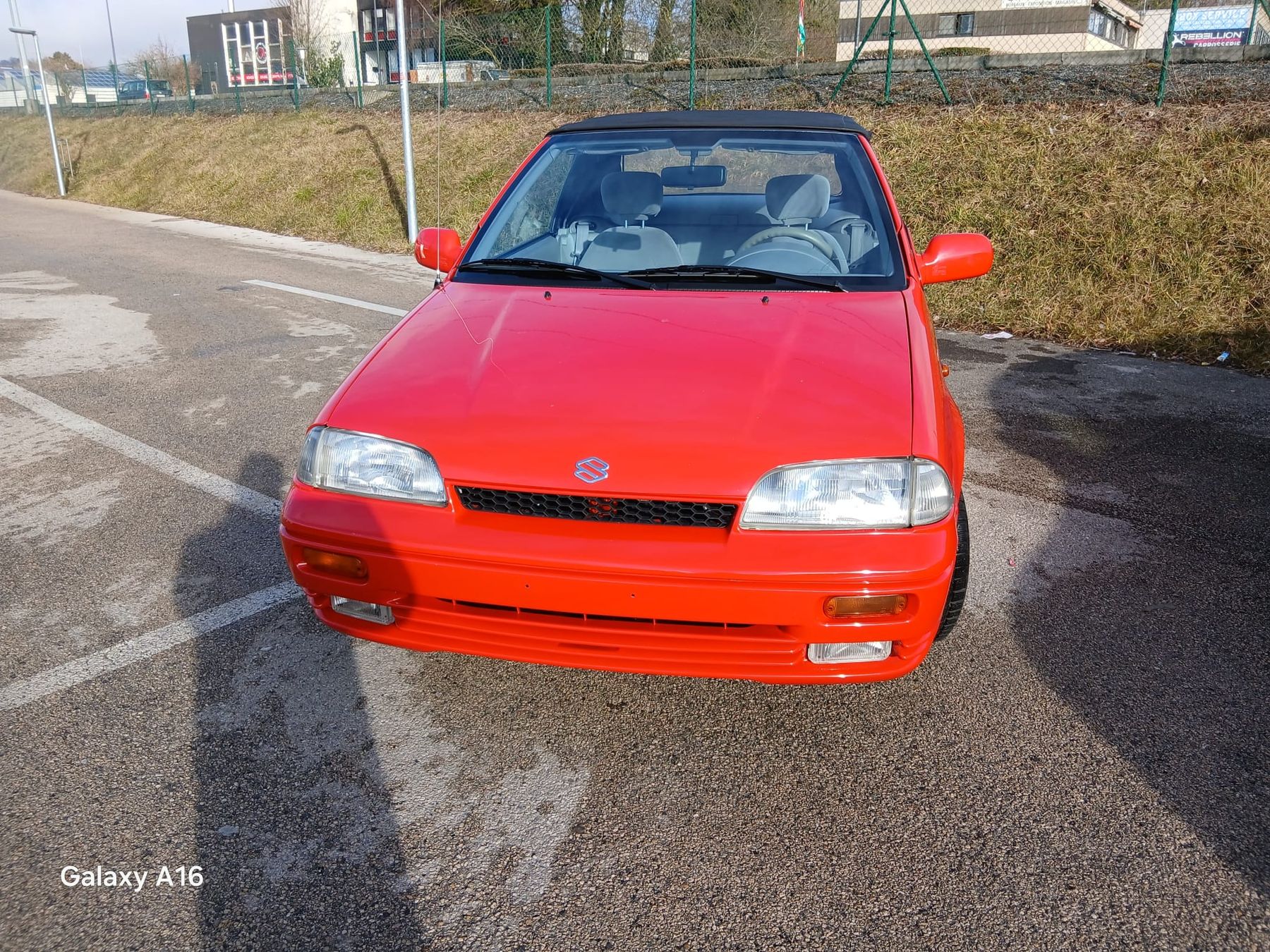 Suzuki Autos: Suzuki swif 1.3i Cabriolet – Gebraucht aus Romanel-s-Lausanne von site76