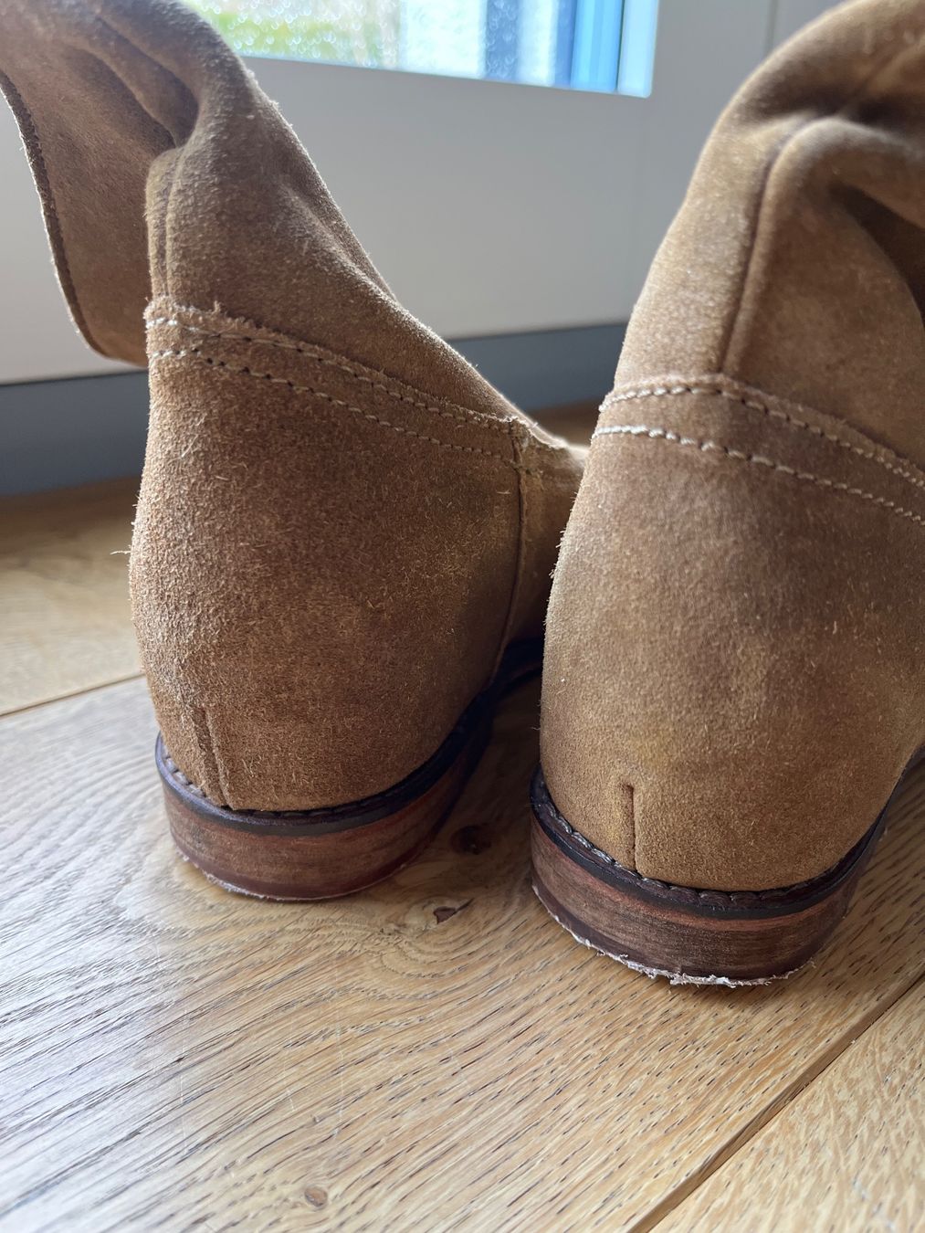 Mango Scarpe da donna: Wildleder Stiefeletten mit verstecktem Absatz – Usato da Zürich venduto da Olivia13 5