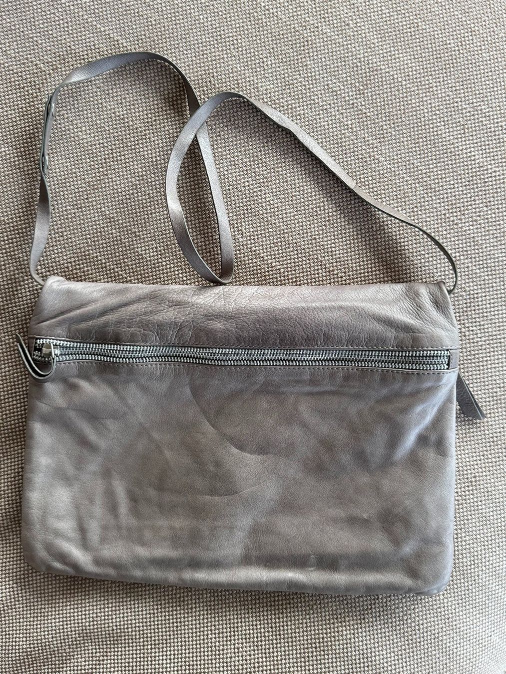 Cos Borse: Sac pochette en cuir gris COS – Nuovo (secondo la descrizione) da Zürich venduto da catherinegisele 2
