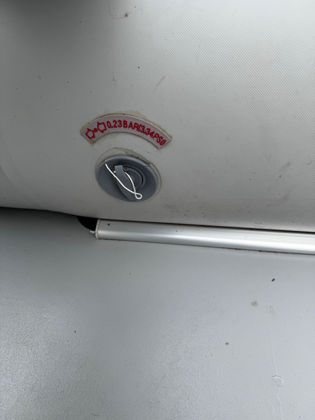 Bateaux: Schlauchboot mit Torqeedo 2.Akku mit Trailer u MFK – D'occasion à Gurzelen par Air15 6