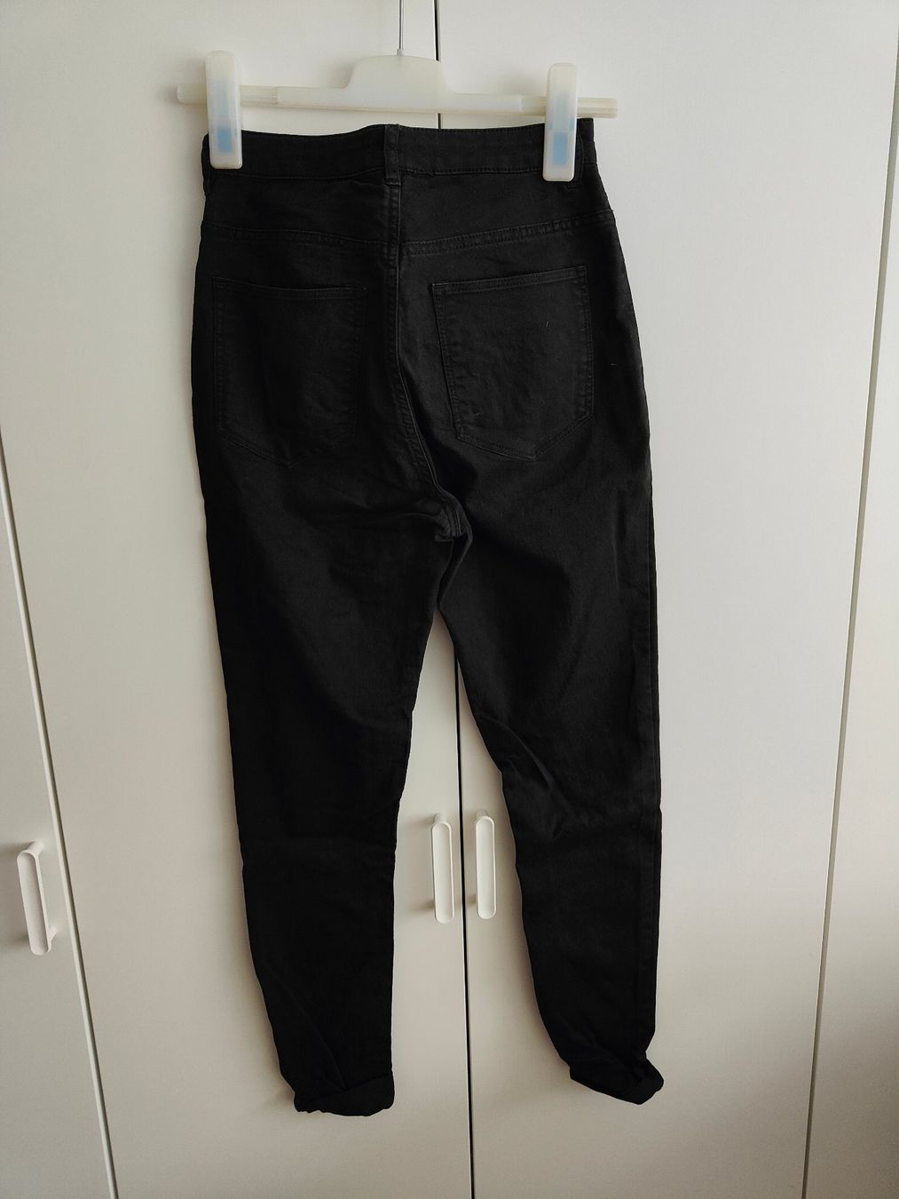 H&M Jeans: H&M Jeans - Grösse 38 – Usato da Rickenbach b. Wil venduto da Beautiful.Things 4