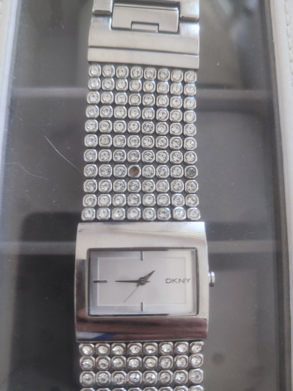 DKNY Orologi: Damenuhr DKNY Ausverkauft – Nuovo (secondo la descrizione) da Hergiswil NW venduto da wert721 2