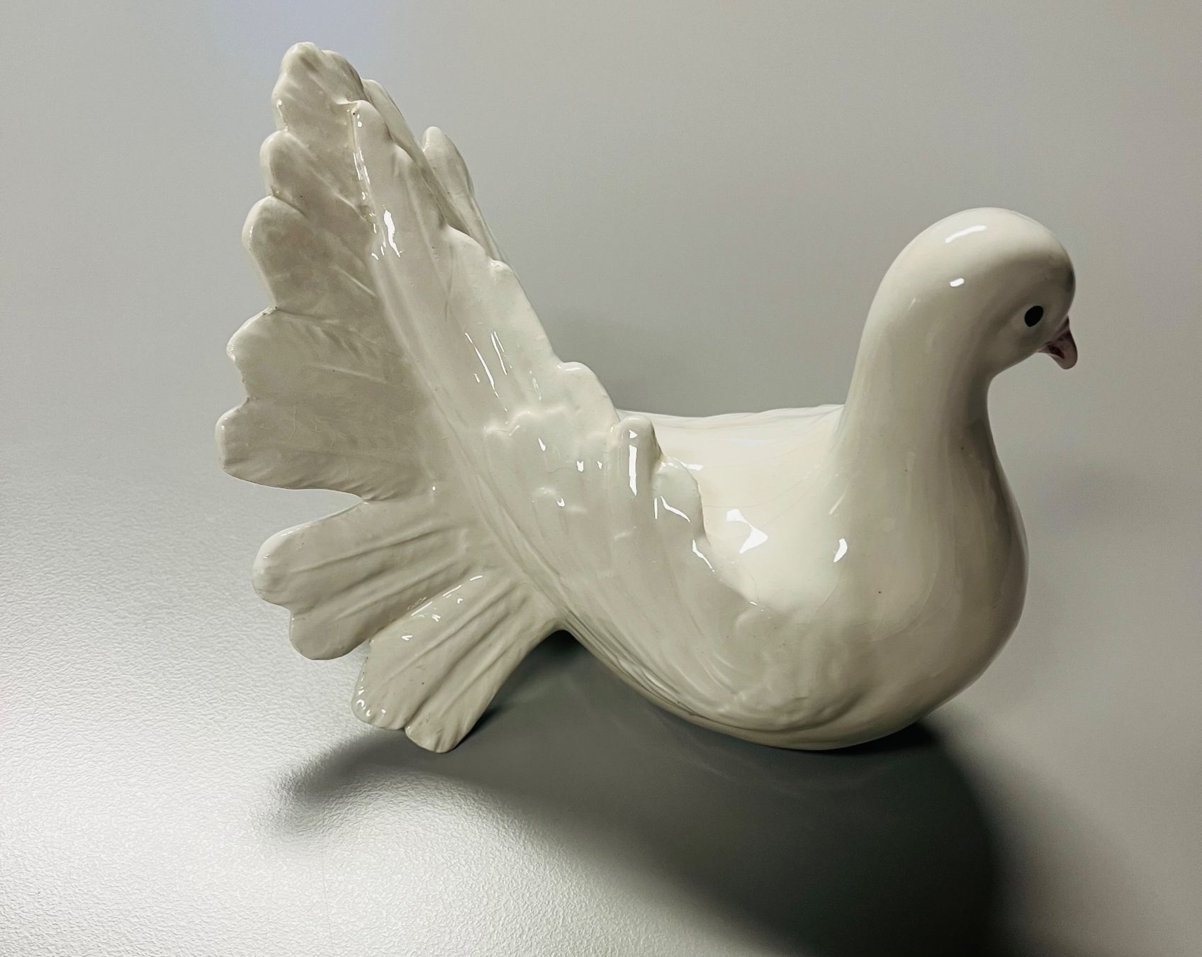 Statuette: Weisse Taube aus Keramik – Usato da Allschwil venduto da ILLUGO 3