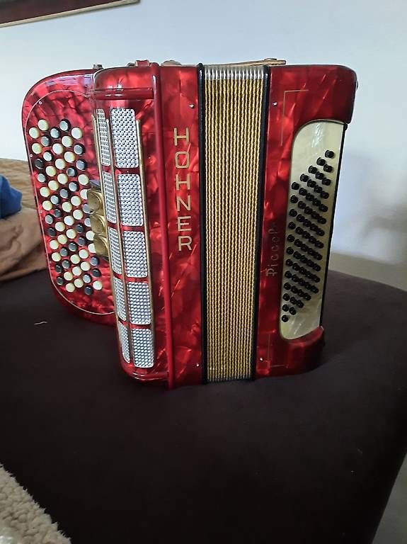 Hohner Instruments de musique: Accordéon – D'occasion à Sion par ste_ylb8