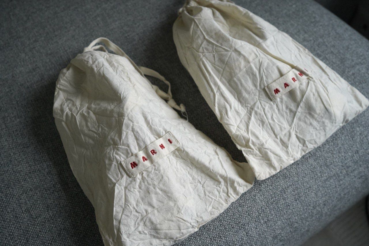 Damenschuhe: Marni Strappy Flat Sandals, 40, white. Great condition – Gebraucht aus Meilen von altt 1