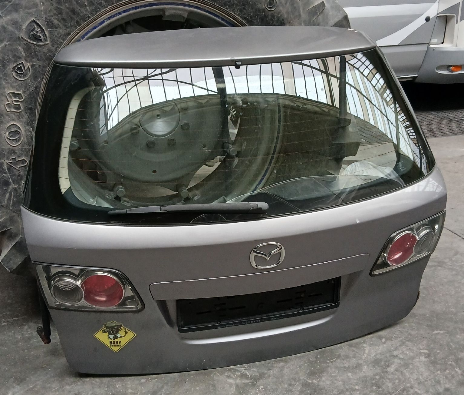 Mazda Tutti pezzi di ricambio auto: Hayon Mazda 6 2002-2008 – Usato da la heutte venduto da Auto-stock