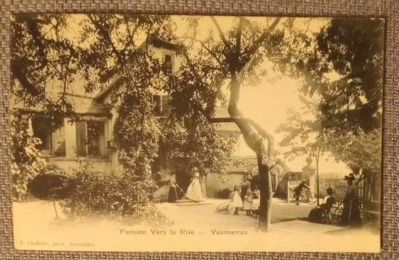 Cartoline postali: Carte Postale / Vaumarcus - Pension vers la rive - 1911 – Usato da Le Locle venduto da PereiraHugo