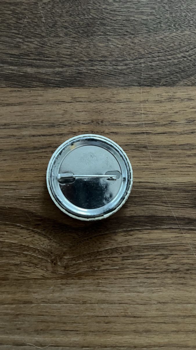 Spille & Fermagli: Hard Rock Cafe London Button / Pin – Usato da Ins venduto da trotamunda 1