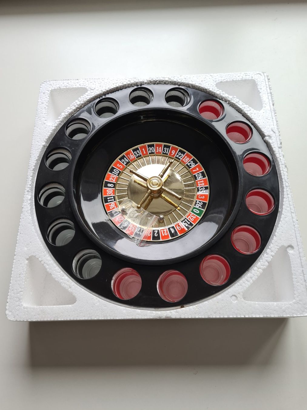 Jeux: Trinkspiel- drinking roulette – D'occasion à Schaffhausen par sabrina915 2