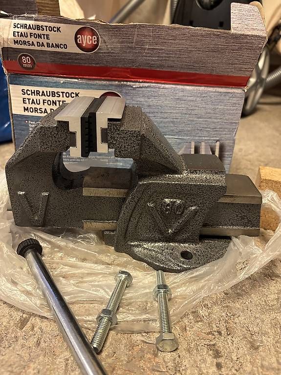 Tutti gli attrezzi: Tisch-Schraubstock 80 mm neu – Usato da Küsnacht ZH venduto da rus_g7dw