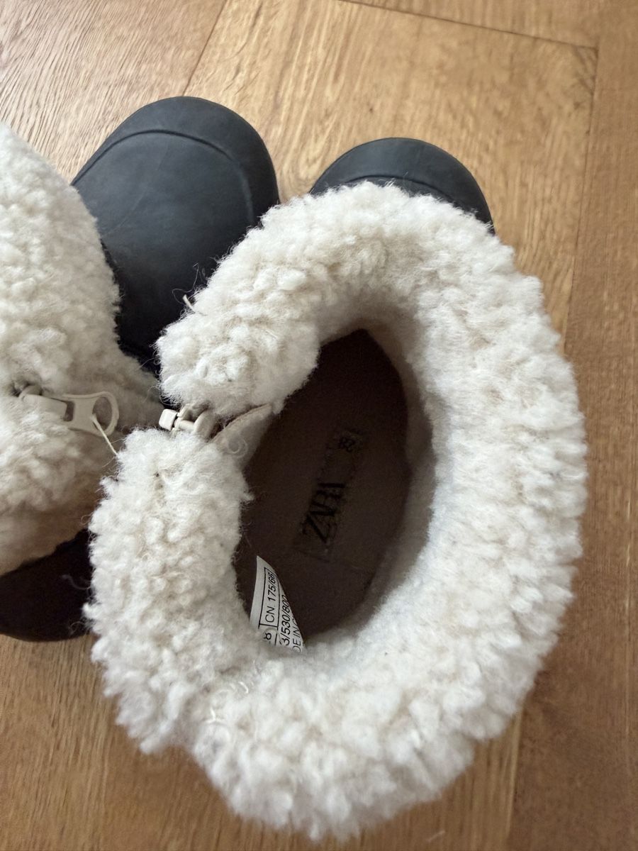 Zara Schuhe für Jungen: Zara Kids - Stiefel, Gr. 28 – Gebraucht aus Interlaken von fbnscl 5