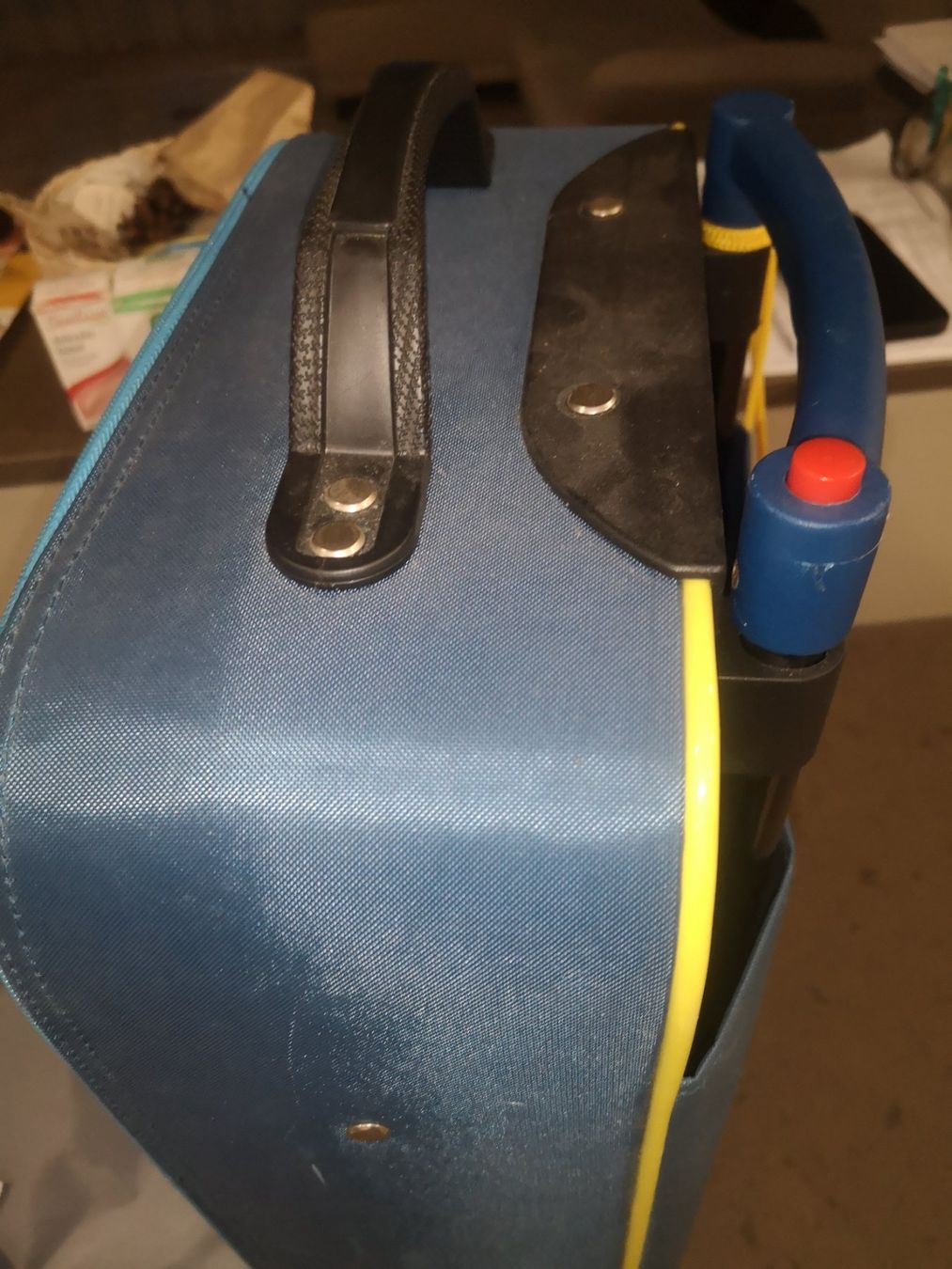 Sonstiges zu Aviatik: Kinder Trolly Minions – Gebraucht aus Lostorf von rubileo 4