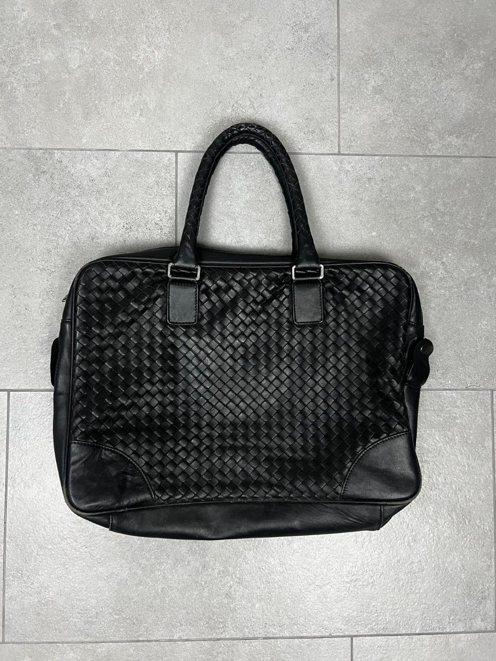 Bottega Veneta Taschen: Bottega Veneta Weekend Zip Bag – Gebraucht aus Biel/Bienne von sami0788480082 2