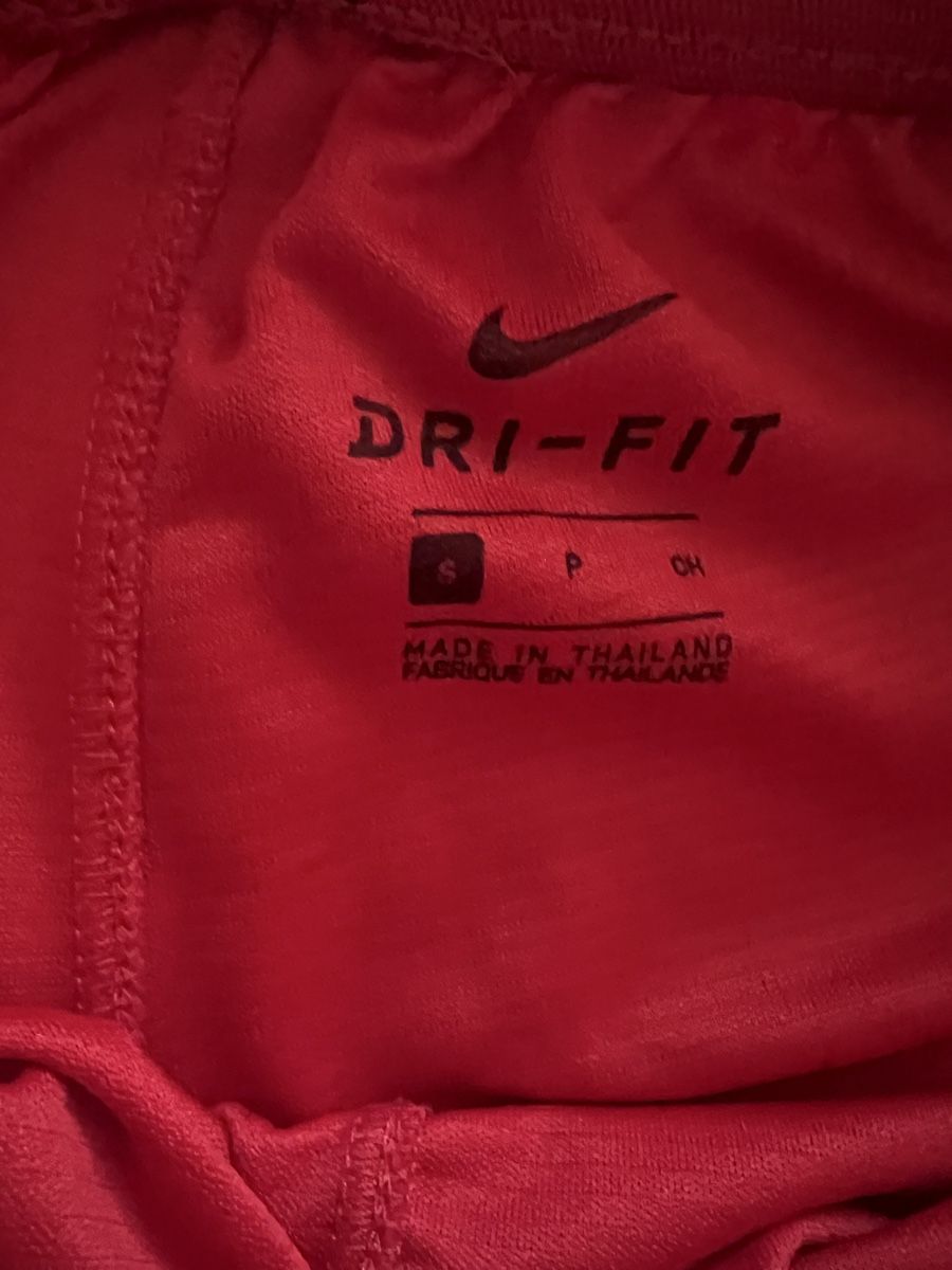 Nike Hosen: Nike Dri-FIT Short Gr. S rot-weiss – Gebraucht aus Rütihof von Rosy13 1