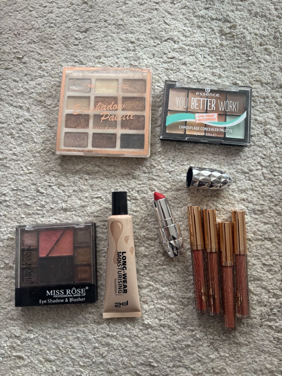 Make-up: Diverse Make up Produkte – Gebraucht aus Winterthur von Bilure